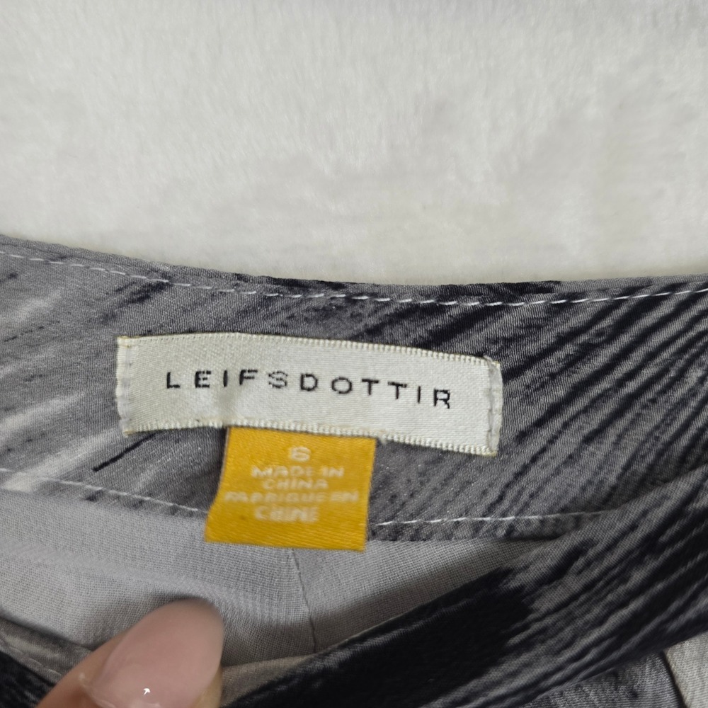 Leifsdottir Anthropologie Silk Wide Leg Pants Black White Feather Print Size 6 - Picture 10 of 15